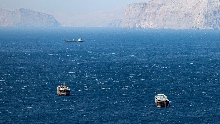 Υποτονική παραμένει η ναυτιλιακή κίνηση στο στενό του Ορμούζ