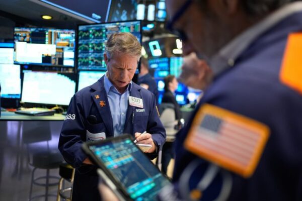 Θετικό ξεκίνημα στη Wall Street με «οδηγό» τον κλάδο της τεχνολογίας