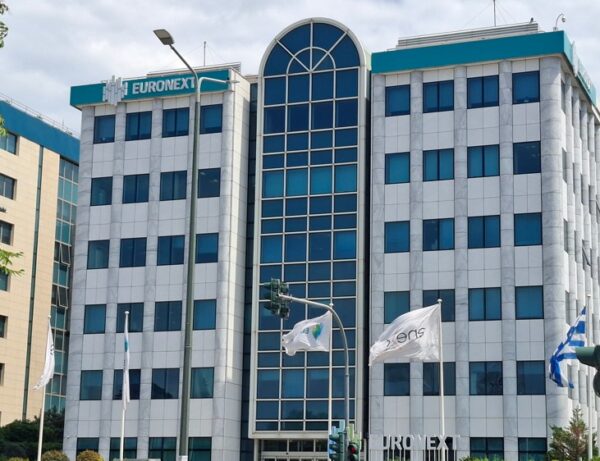 Θετικό κλείσιμο για το Χρηματιστήριο Αθηνών με κέρδη 1,22%