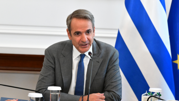 Κυβερνητικά μέτρα για την ενεργειακή ακρίβεια και την προστασία ανηλίκων στα social media