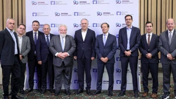 Τάκης Θεοδωρικάκος: Στρατηγικός πυλώνας της ελληνικής οικονομίας η φαρμακοβιομηχανία