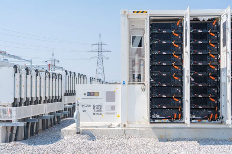 Η Helleniq Energy επενδύει 50 εκατ. ευρώ σε έργο αποθήκευσης ενέργειας στη Θεσσαλονίκη