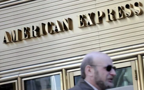 American Express: Περικοπές προσωπικού 5% για τον εκσυγχρονισμό μέσω Τεχνητής Νοημοσύνης