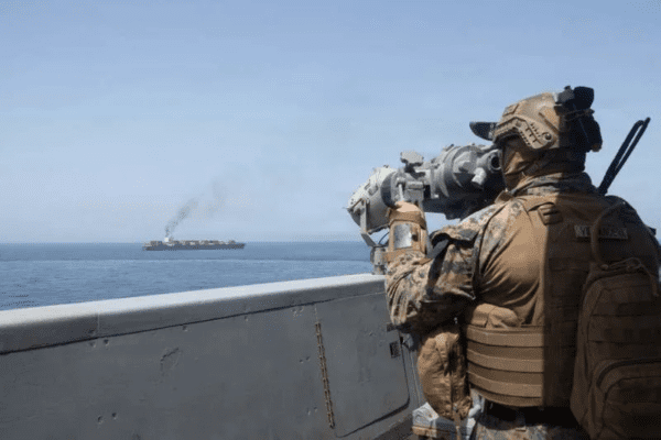 CENTCOM: Διασφαλισμένη η ροή πετρελαίου μέσω των Στενών του Ορμούζ παρά τις ιρανικές απειλές