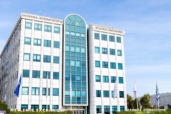 Θετικό κλείσιμο στο Χρηματιστήριο Αθηνών με οδηγό τις τραπεζικές μετοχές
