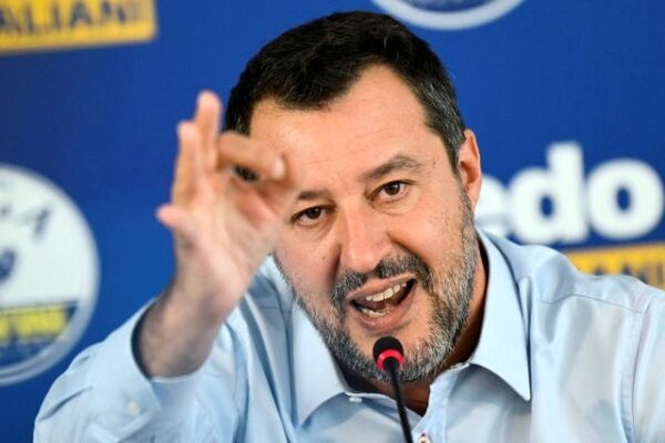 Ιταλία: Κύμα διαδηλώσεων κατά της κυβερνητικής πολιτικής και των εξοπλιστικών δαπανών